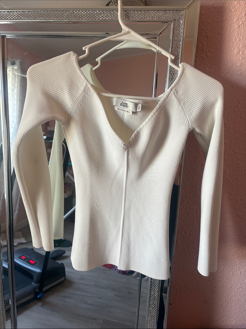 Lovers + Friends White Ribbed V-Neck Long Sleeve Top